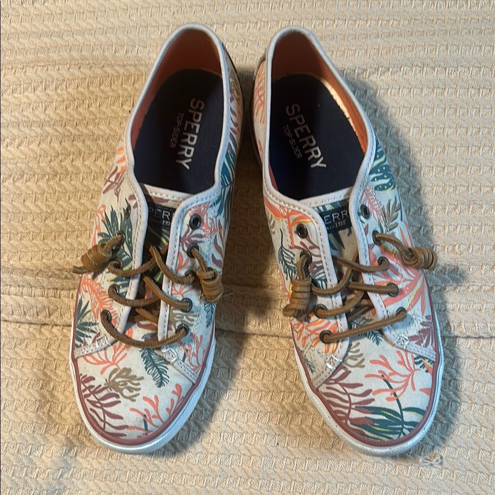 Sperry Coral and Green Leaf  Print Canvas Shoes